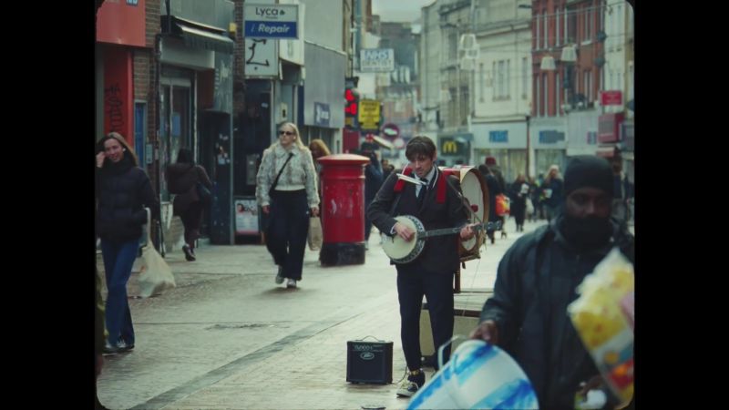 Click to view full size image
==============
mrsisoc_00065.jpg mrsisoc_00065.jpg