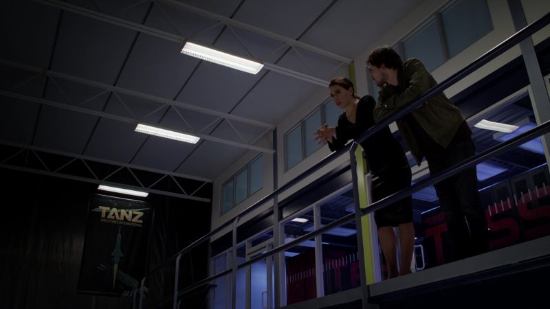 s202cap_00189.jpg