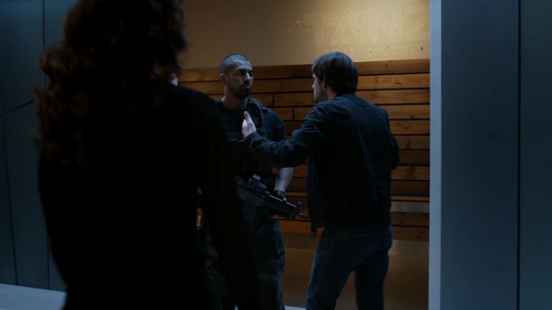 s204cap_00054.jpg