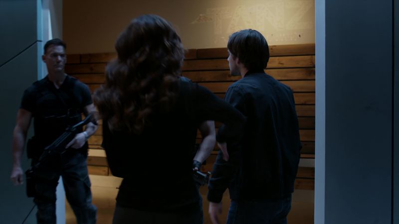 s204cap_00055.jpg
