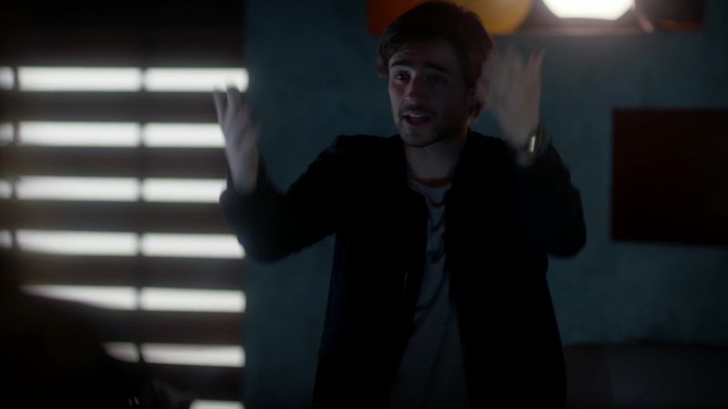 s205cap_00069.jpg