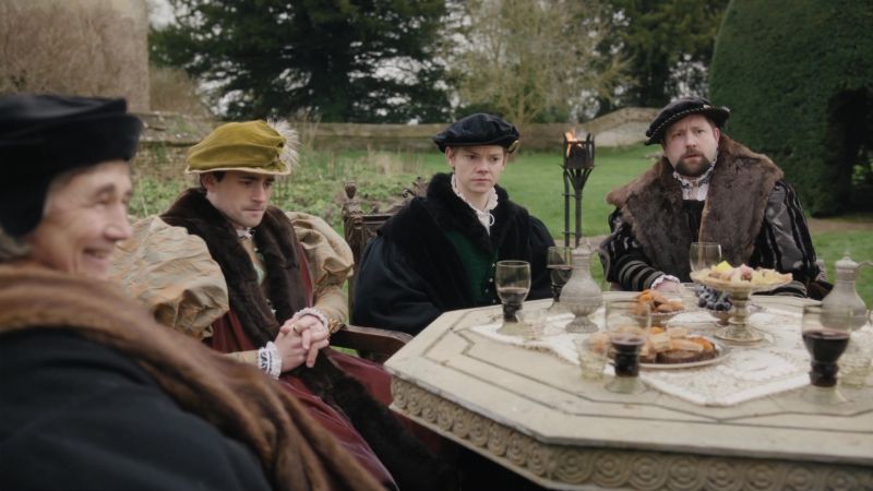 wolfhall01c_00047.jpg
